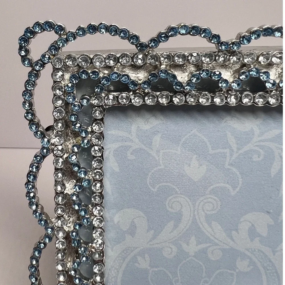 Sixtrees Blue Clear Rhinestone Scalloped Photo Frame Silver Tone Vintage Style